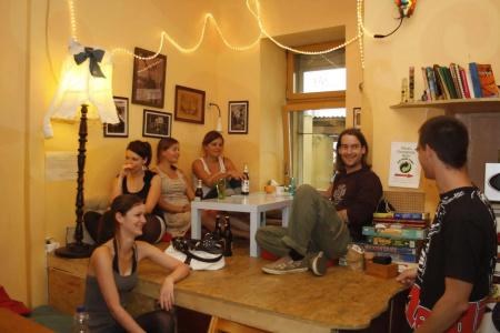 Lollis Homestay - Hostel - 23