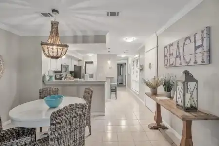 823 Harbour Point - 15