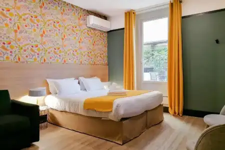 Hôtel de France, un hôtel AMMI - 71
