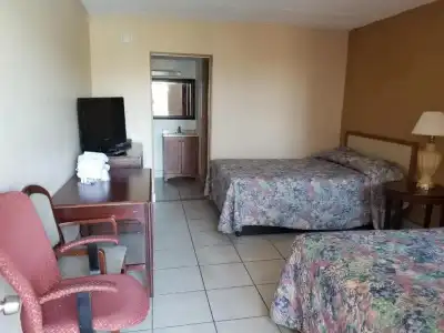 Cloud 9 Inn - 38