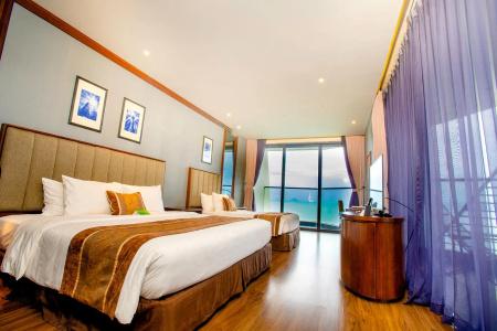 Boton Blue & Spa - 70