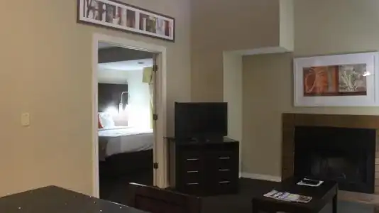 Hawthorn Extended Stay by Wyndham Wichita - 97