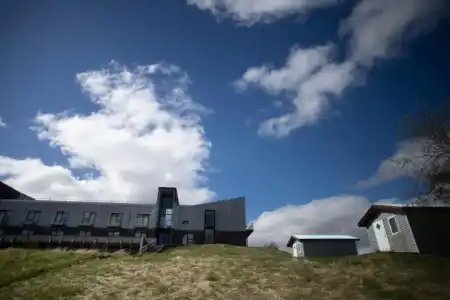 Efri-Vík Bungalows - 10