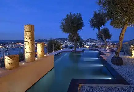 La Torre del Canonigo - Small Luxurys - 17