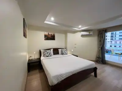 V Check Inn Sukhumvit 22 - 4