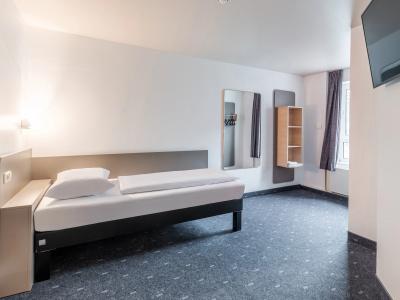 B&B Aachen-Hbf - 27