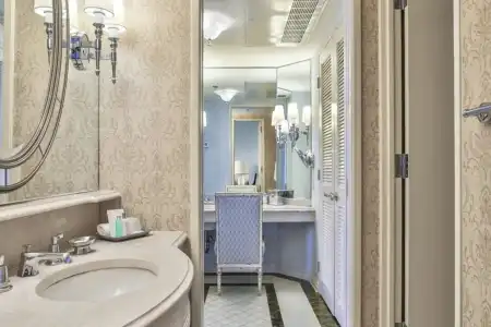 The Windsor Court - 10