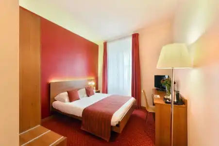 Hôtel International & Terminus - 38