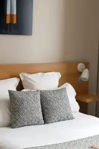 Globe et Cecil Hôtel - 111