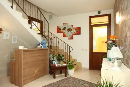 Coralia Bed and Breakfast - 16