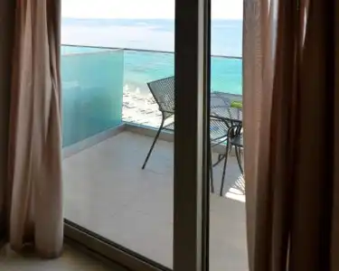 Golden Beach - 91