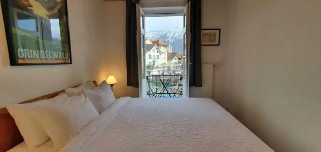 The Aarburg & Café - 91