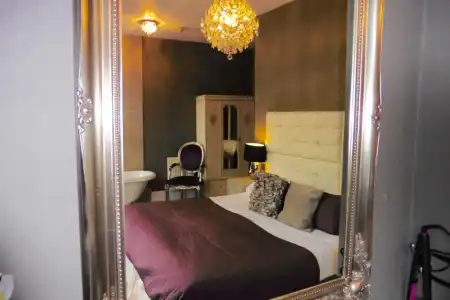 Brighton Inn Boutique Guest Accommodation - 75