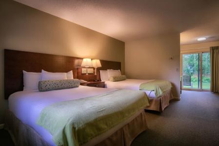 Sun & Ski Inn And Suites - 79