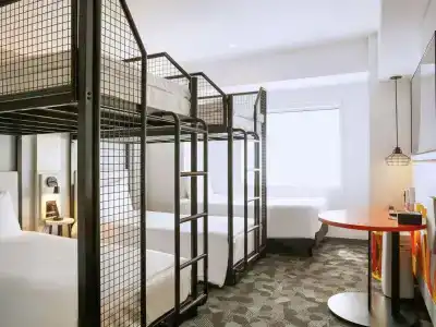Ibis Styles Tokyo Bay - 9