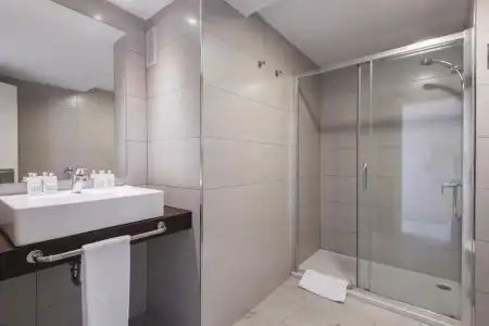 Palm Garden Apartments - 32