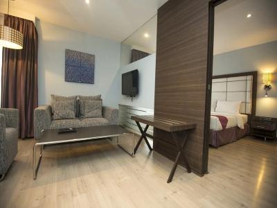 Sukhumvit Suites - 38