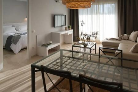 Mediterraneo Seaview Apartment - 109