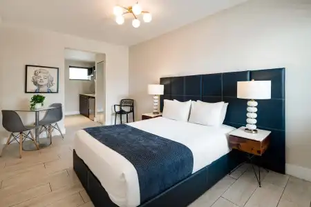 Waterside and Suites - 39