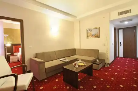 Marwa - 64