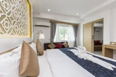 Triple Three Patong - 34