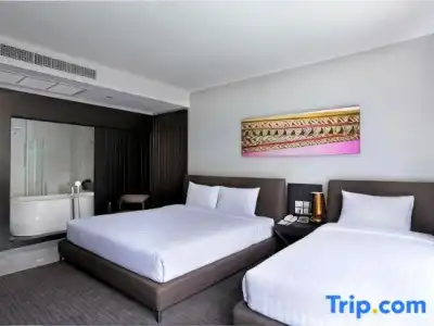 S Ratchada Bangkok - 42