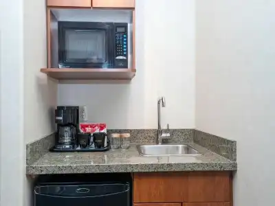 Sandmans & Suites Calgary West - 52