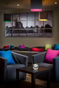 Park Inn by Radisson Cardiff City Centre - 5