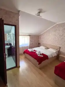 Giorgi's Guest House - 1