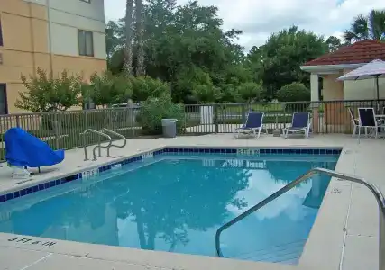 Suburban Extended Stay Daytona Beach - 16