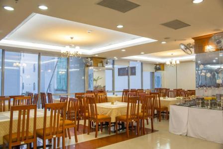 Holiday Central Nha Trang - 11