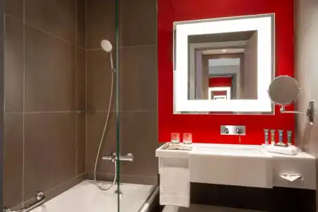Novotel Bur Dubai - 56