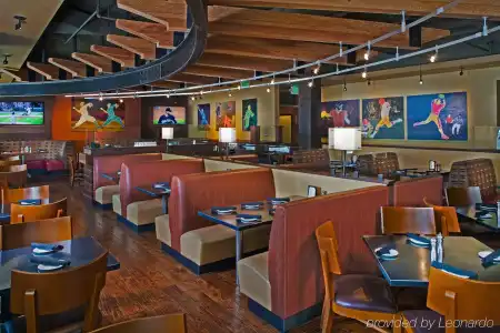Silver Cloud - Seattle Stadium - 17
