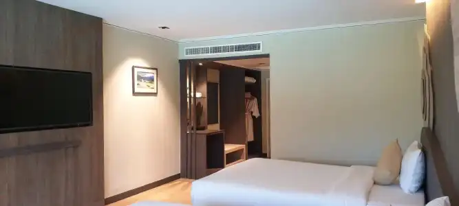 Amora Beach Resort Phuket - 25