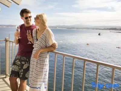 Monterey Plaza and Spa - 41