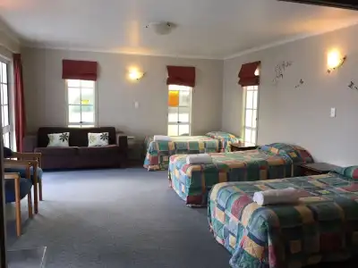Boundary Court Motor Inn - 1