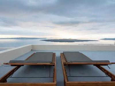 Caldera Cliff Illusion Suites - 135