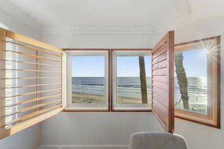 Pacific Terrace - 122