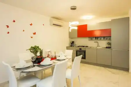 ApartGimi - 53