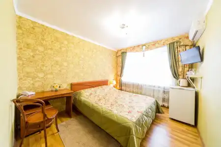 Hotel - 66
