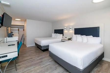 Costa Art Laguna Beach - 24