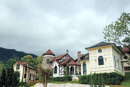 Breeze Hill Resort - 110