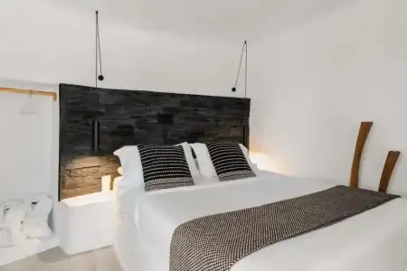 Mill Houses New Elegant Suites by Mr and Mrs White - 36