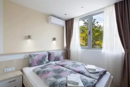 Montelux Apartments - 61
