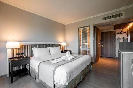 The Grand Riverside Phitsanulok - 4