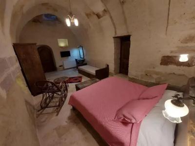 Armesos Cave - 226