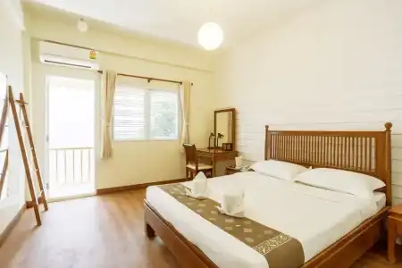 Les Fleurs Bangkok Hostel - 69