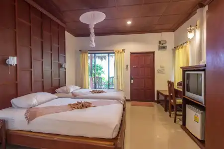 Twin Bay Resort - 235