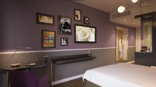 PLAZA Premium - 3