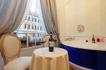Grand Tour Rome Suites - Liberty Collection - 103